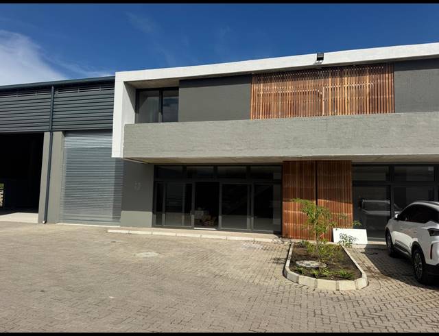 325M² WAREHOUSE TO LET IN BALLITO CENTRAL